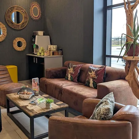 ibis Styles Contres-Cheverny-2