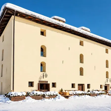 Hotel Dimora Storica La Mirandola-2
