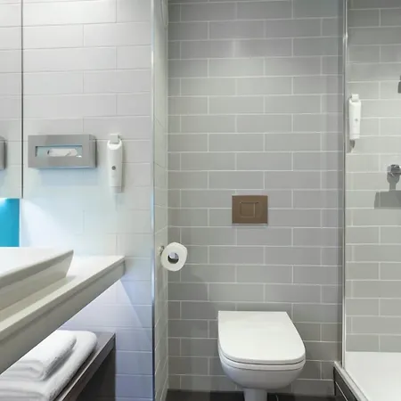 Holiday Inn Express - Barrow-In-Furness & South Lakes By Ihg-2