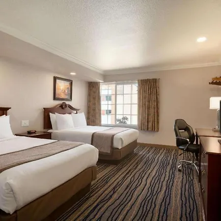 Days Inn By Wyndham Eureka Ca-2