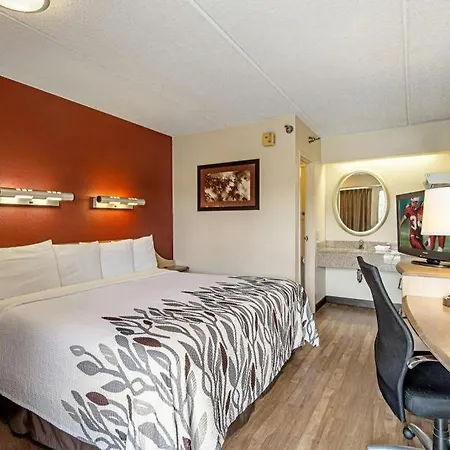 Red Roof Inn Akron-3