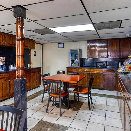 Executive Inn & Suites Marshall, Tx-2
