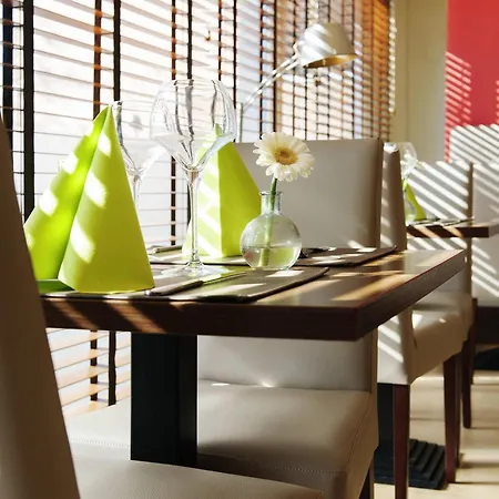 ibis Styles Louvain-la-Neuve Hotel&Events-3