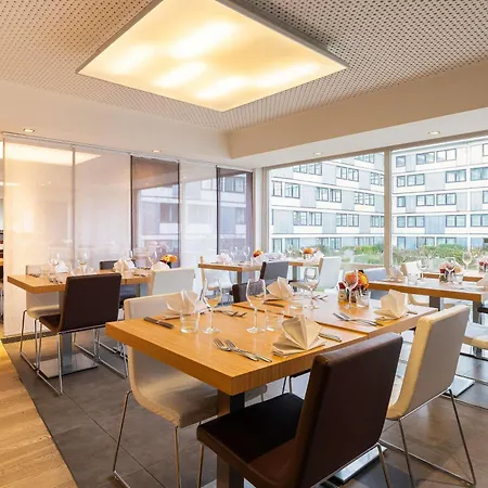 Novotel Brussels Airport-2