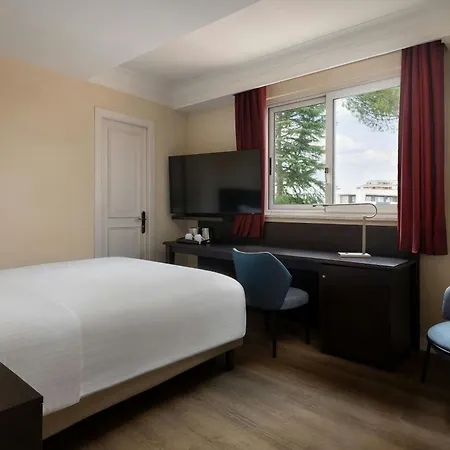 Courtyard By Marriott Rome Central Park-2