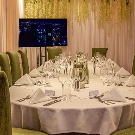 Grand Hotel Gosforth Park-3