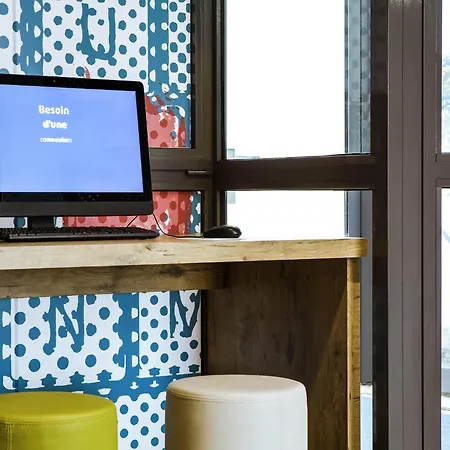 ibis budget Grigny Centre-2