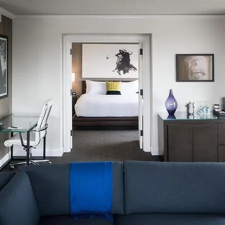 The Logan Philadelphia, Curio Collection By Hilton-2