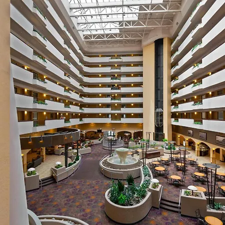 Embassy Suites By Hilton Kansas City International Airport-2
