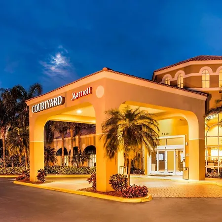 Courtyard By Marriott Fort Lauderdale North/Cypress Creek-3