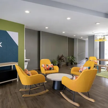 Spark By Hilton Virginia Beach Oceanfront-3
