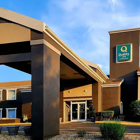 Quality Inn Brunswick Cleveland South-3