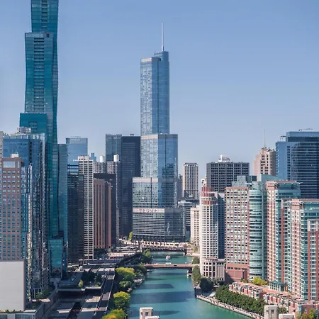 Trump International Hotel & Tower Chicago-3
