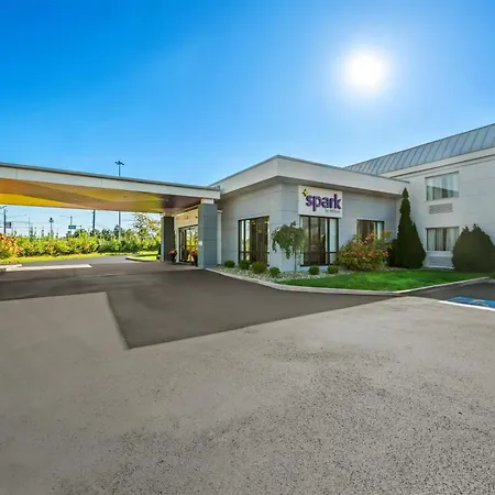 Spark By Hilton Cleveland Beachwood-3