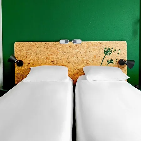 Greet Hotel Evreux Centre - ex Ibis Budget-3