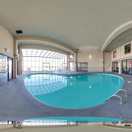 Econo Lodge & Suites Clarksville Near Governors Square Mall-2
