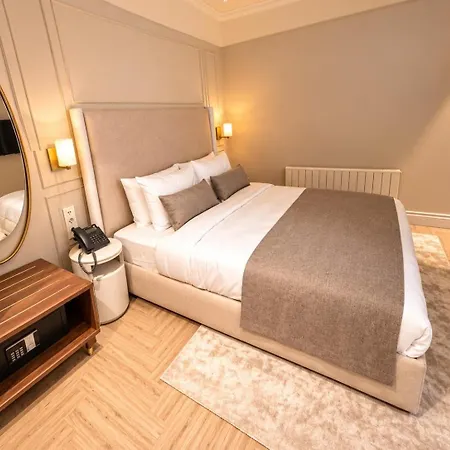 Walton Hotels Galata-2