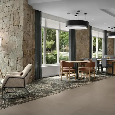 Hyatt Place Charlottesville-2