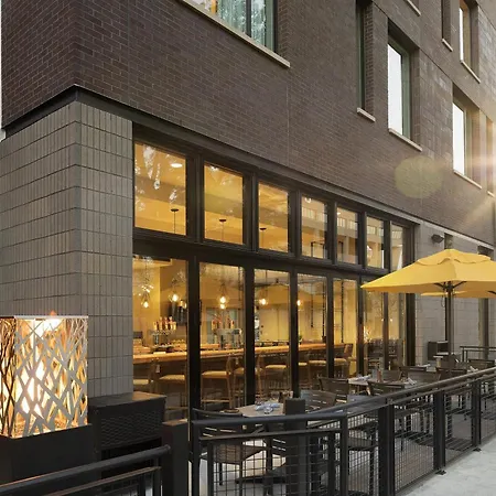 Doubletree By Hilton Greeley At Lincoln Park-2