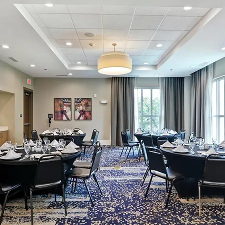 Hilton Garden Inn Biloxi-2