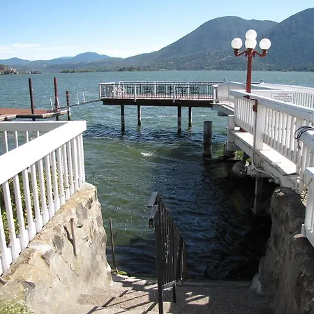 Lake Place Resort-3