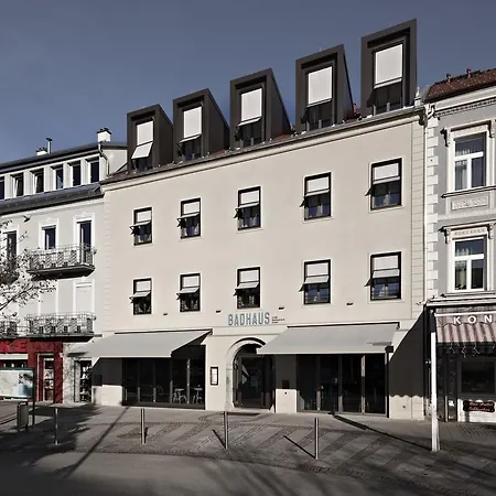 Badhaus - Hotel/Restaurant/Café-3