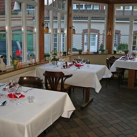 Landgasthof zur krummen Linde-2