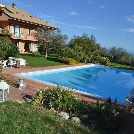 Villa Zagara Luxury Bed And Breakfast-2