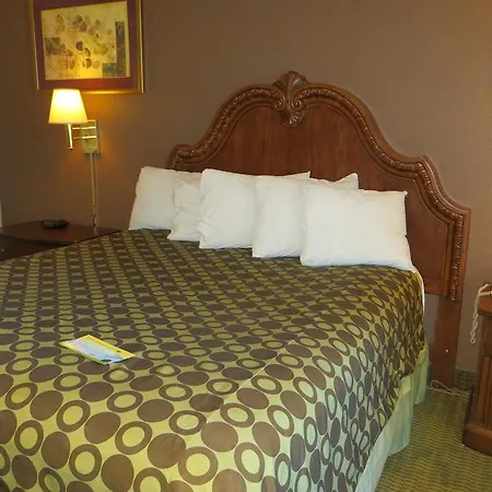 American Inn Stockton-3