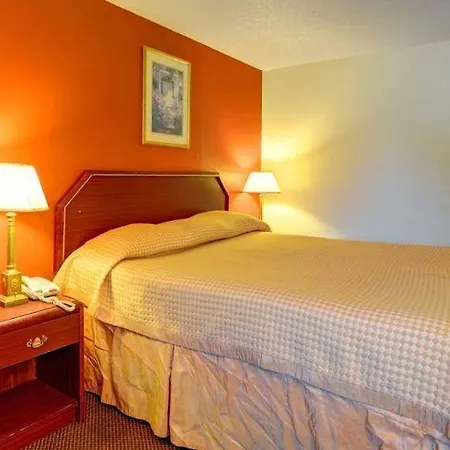 Econo Lodge Spring Lake Near Fort Bragg-2