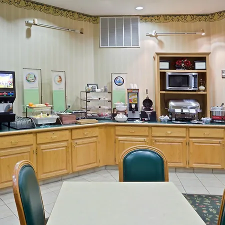 Country Inn & Suites By Radisson, Salina, Ks-3