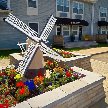 Amsterdam Inn & Suites, An Ascend Collection Hotel-3