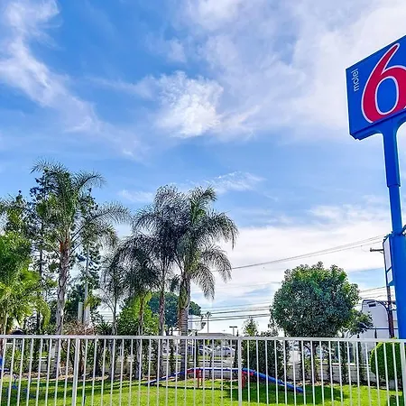 Motel 6 Garden Grove-2