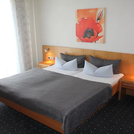 Hotel Goldener Hirsch-2