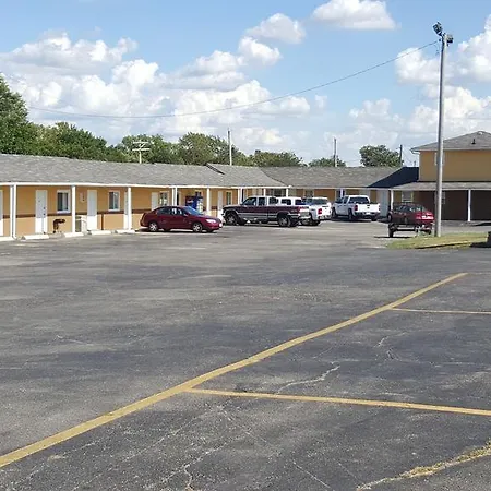 Chief Motel-2