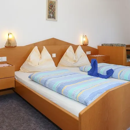 Gasthof Hotel Woehrmaurer-3