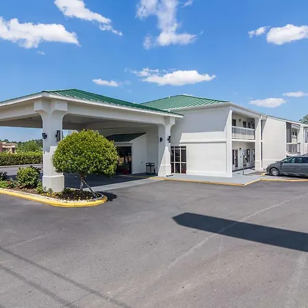 Motel 6 Waycross-3