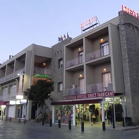Puerta De España-2