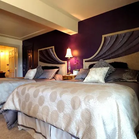 Swan River Inn-3