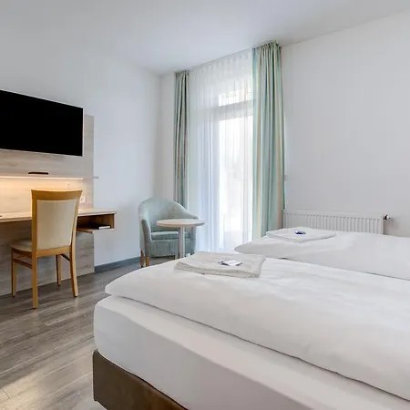 Landhotel Küffner-2