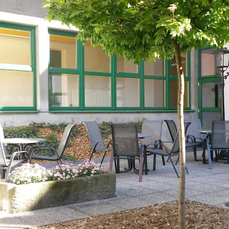 Hotel Sommerhaus am Internats-Campus-2