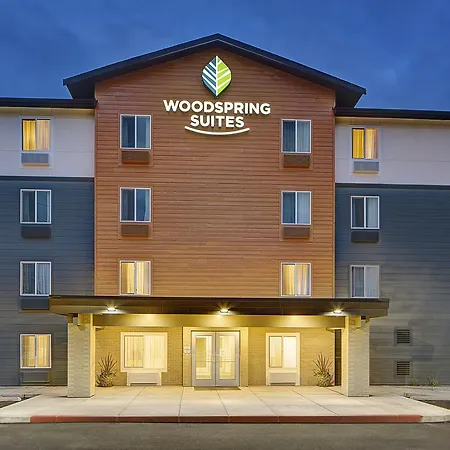 Woodspring Suites Seattle Everett-2