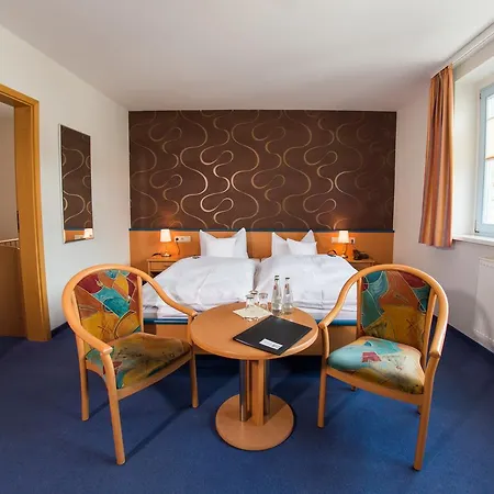 B&S Hotel Am Bachhaus-3
