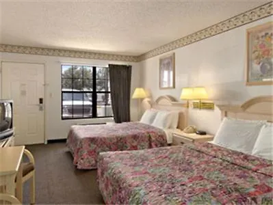 Rodeway Inn San Juan-3