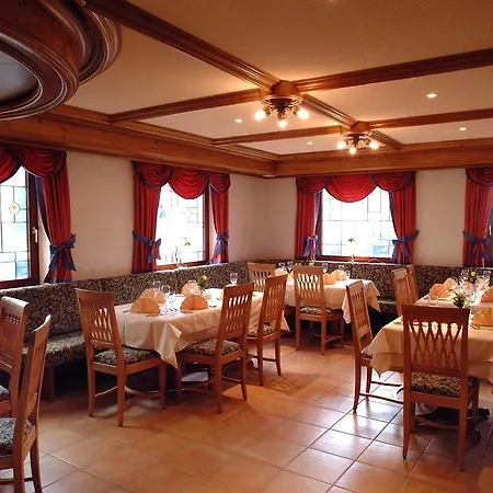 Hotel Restaurant Waldhorn Holzgerlingen-3