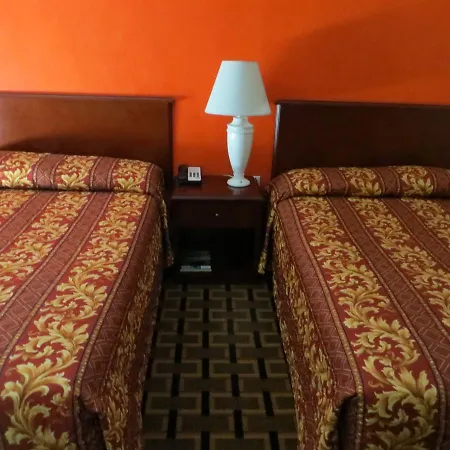 Budget Inn-2