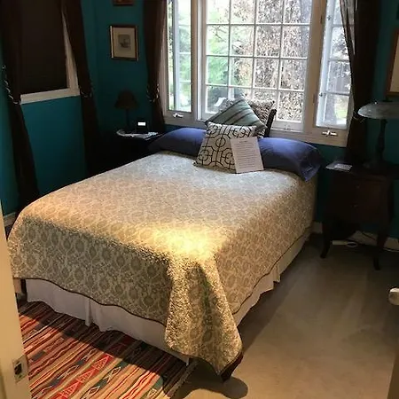 Elaine'S Hollywood Bed & Breakfast-2