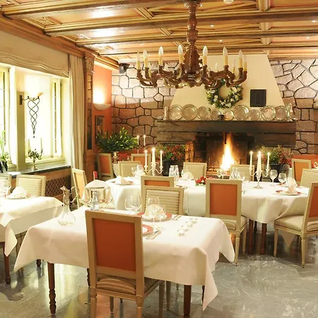 Hôtel Restaurant Chez Henriette-3