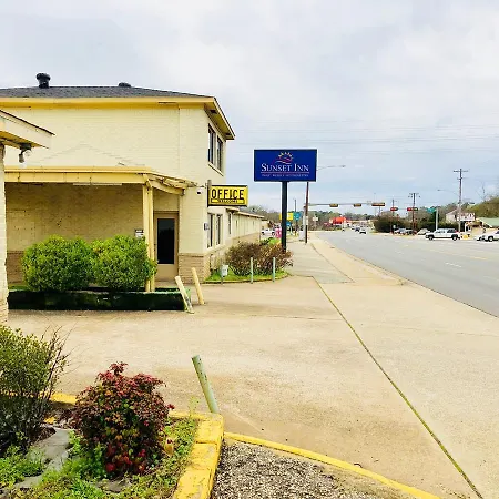 Sunset Inn Longview-2