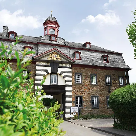 Schloss Hotel Burgbrohl-3